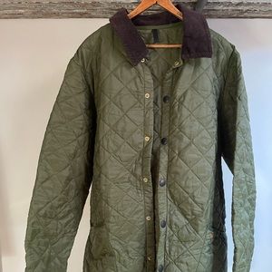 Vintage quilted Barbour Liddesdale barn / work / chore jacket. Made in England